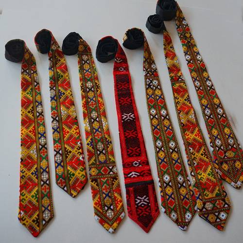 کراوات سوزن دوزی